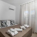 Zafora Apartament *